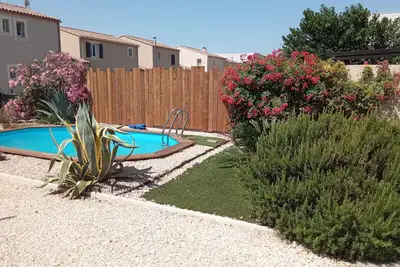 Image de Maison 120 m2 avec piscine dans lotissement calme
