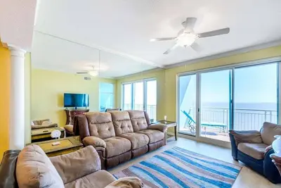 Image de Beautiful 2 Bedroom, 2 Bath Condo Overlooking the Gulf – Legacy Tower 2 Unit 903 (Lt2-903)