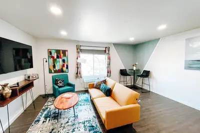 Image de Suite #1 Modern One Bedroom in Midtown, Okc!