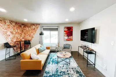 Image de Suite #11 Modern One Bedroom in Midtown, Okc!