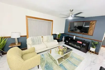 Image de Cozy Miami Home Close to Hwy, Beaches, Airports