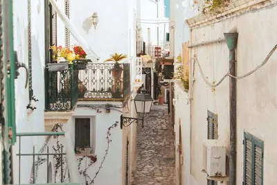 Image de Suggestive apartment in beautiful old building in historical center