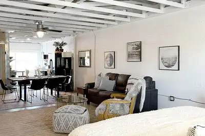 Image de Gulf Gate Loft- South
