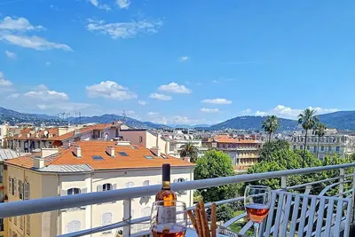 Image de N&J - Capitaine Terrasse - Central - Proche mer