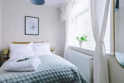 Image de 1br Designer apartment for City Breaks in Chester.