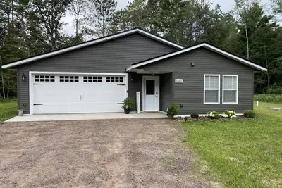 Image de Restful Escape: Pet-Friendly 3br with Trail Acc & Game Rm