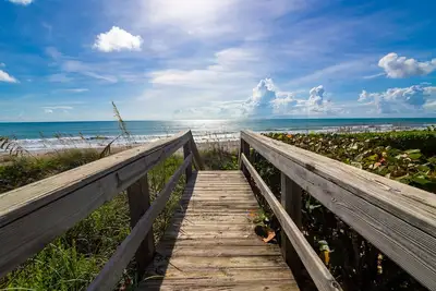 Image de Private Home; Deeded Beach Access; On A1a: 100 steps to the beach!