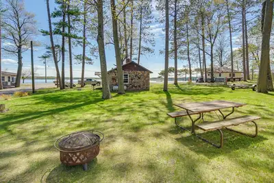 Image de Rustic Cabin w/ Fire Pit, Steps to Sand Lake!