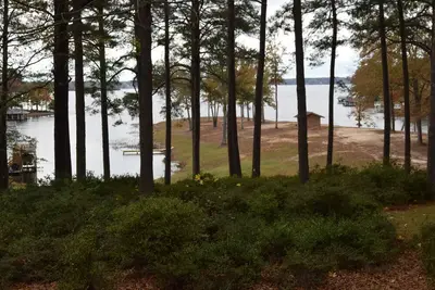 Image de Sunset Point main lake, quiet, great view! One level, Handicapped friendly