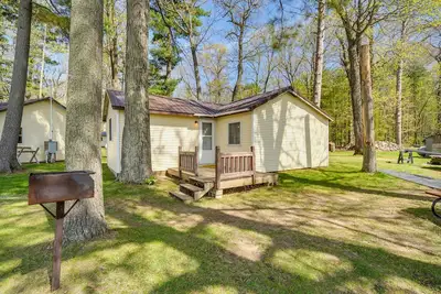 Image de Stone Lake Cabin w/ Private Deck & Fire Pit!