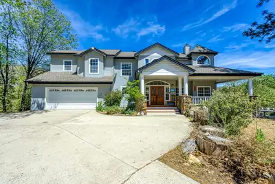 Image de Mountainside home, dog-friendly, with hot tub, fireplace, washer\/dryer & WiFi