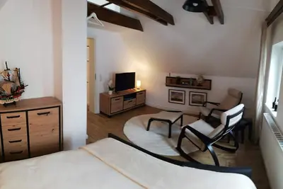 Image de GemĂĽtliche, Frisch Renovierte Wohnung Direkt am Elsflether Weserdeich