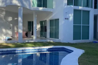 Image de Bonita Casa con Alberca Frente al Campo de Golf Marina Vallarta