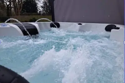 Image de Tranquility Hollow Peivate Indoor Pool, Wifi, $560 Free tickets each paid day!