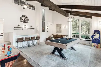 Spacious 7br Getaway, Golf View & Waterpark