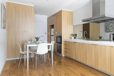 Image de Pet-Friendly 2br Near Southern Cross, Free Parking