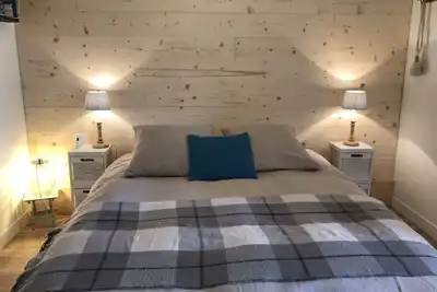 Image de Appartement cosy avec petit jardin et parking