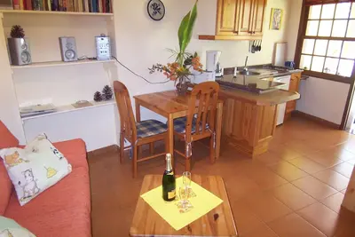 Image de Hébergement pour 2 personnes, 38 m², terrasse et petit jardin