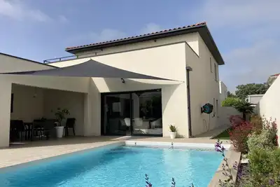 Image de Villa avec piscine proche de la mer et de Montpellier