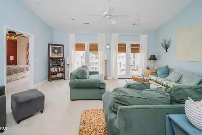 Image de Lovely 3br condo with pool, 6 min from the beach