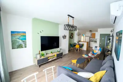 Image de Comfort 3 bedroom Apt. by Soroka Medical Center
