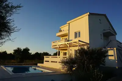 Image de Schönes Ferienhaus mit Pool an der Adria