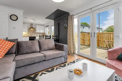 Image de Cheerful Stays: Livingston - 4 Bedroom 3 Bath home - Great for Groups