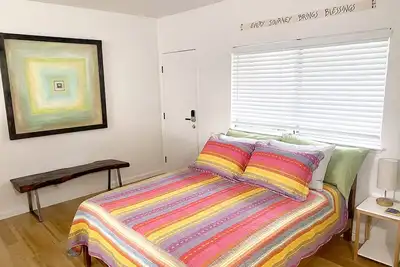 Image de Sweet Queen Retreat in Downtown Los Olivos.
