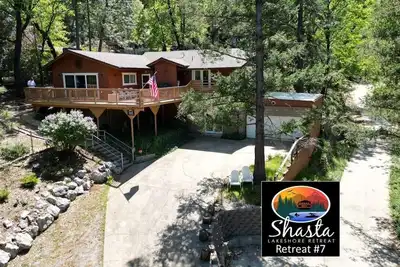 Image de Luxury at the Lake - Large Lakeview - Game Room - Shasta Lakeshore Retreat #7