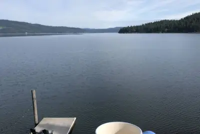 Image de Private Beach & Dock on Lake Coeur d'Alene Cottage