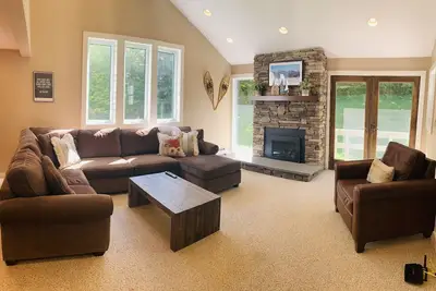 Image de Jay Peak 3 Bedroom Trailside Condo directly on the mountain. Walk to water park