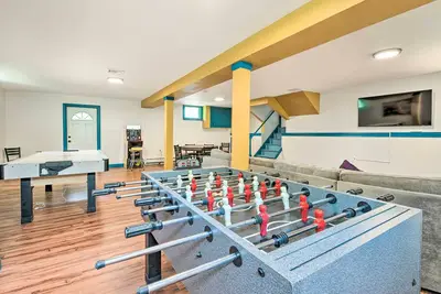 Image de East Stroudsburg Home w\/ Fire Pit & Private Pond