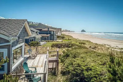 Image de Beautiful Oceanfront Tierra Del Mar Family Home! Sea-Esta in Tierra Del Mar