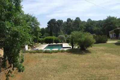 Image de Site en pleine campagne à 5 km de Roussillon