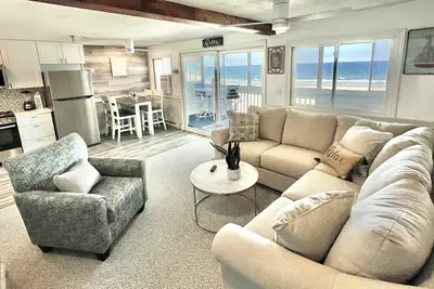 Image de Oceanfront, private porch, unobstructed amazing panoramic views of Atlantic Ocean