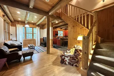 Image de Cozy Winter Hideaway Near Sugarloaf Mountain with Ski Shuttle Access