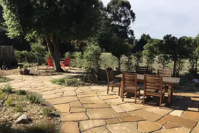 Image de Beautiful, private, sunny, ideal location, 31 night minimum