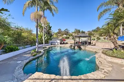 Image de Resort Living 2bd Unité Suites, cuisine, près de la plage, Delma Piste, Legoland.