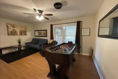 Image de Yellow Brick Road House 1miles from Hobby Airport