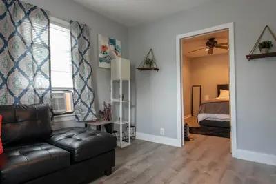 Image de 2 Beautiful Bedroom Home In Roselle Park