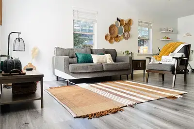 Image de Complete Home 2. 2 miles away from Air Force!