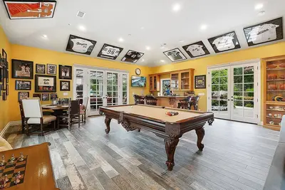 Image de Simi Valley - Memorabilia Guest Retreat