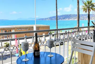 Image de Front De Mer - Residence La Mer - Vue Magique - 37M² - 2p, Clim, 1-4 couchages