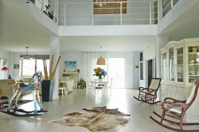 Image de Magnifique maison avec vue sur la mer, spacieuses, confortables et lumineuses
