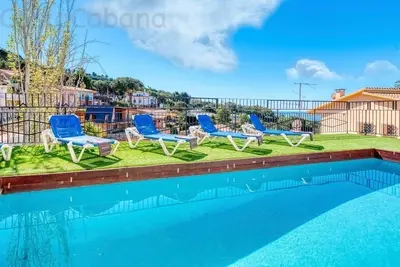 Image de Belle villa avec vue imprenable sur la mer, belle terrasse et piscine privée!