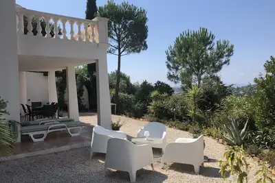 Image de Charmant appartement indépendant dans villa située dans domaine privé 5mn plage