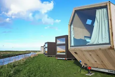 Image de Nachhaltiges Ăśbernachtungserlebnis im Green Tiny House Pioneer mit Panoramablick