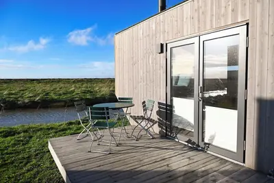 Image de Nachhaltiges Ăśbernachtungserlebnis im Green Tiny House Pioneer mit Panoramablick
