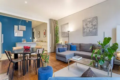 Image de Suite Tolstoï - Appartement calme et lumineux