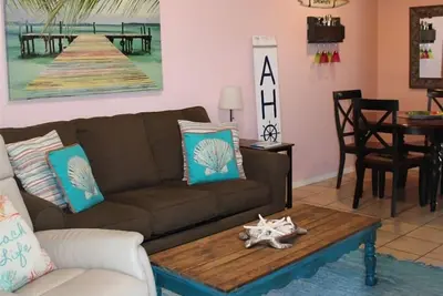 Image de Fishing accessible just feet from your ground floor patio!